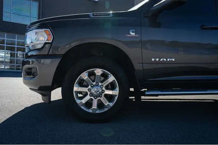 $39877 : Ram 3500 2020 4x2 Big Horn 4 image 4