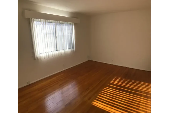 $1100 : Alhambra CA 1 Rec, 1 Baño image 6