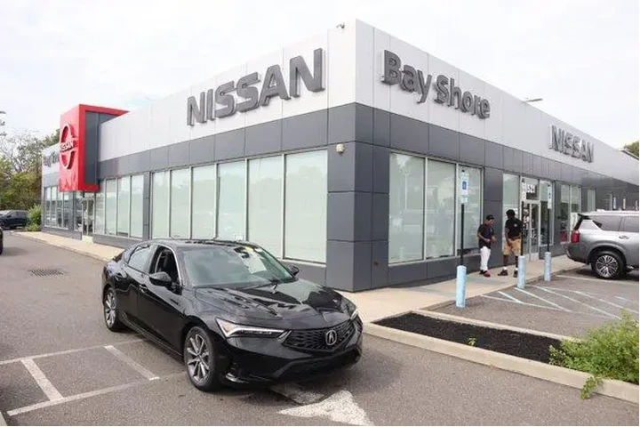 $28452 : Acura Integra 2025 4dr Liftb image 1