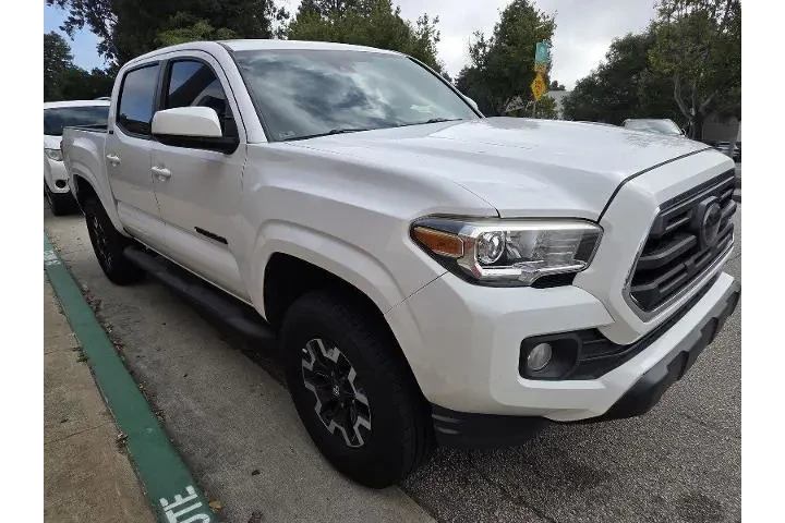 $26950 : Toyota Tacoma 2018 4x2 SR5 4 image 1