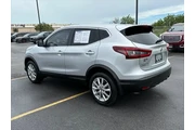 $16999 : Nissan Rogue Sport 2022 S 4d thumbnail