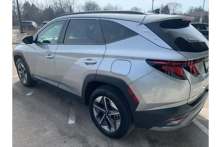 $23836 : Hyundai TUCSON 2025 AWD SEL image 3