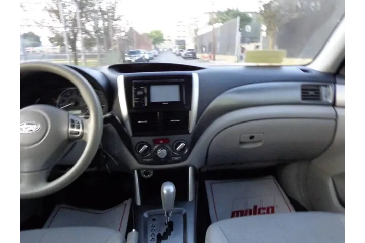 $6950 : 2012 Forester 2.5X Premium image 6