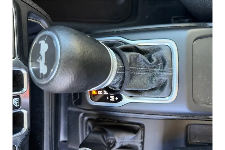 $32000 : Jeep Wrangler 2024 4x4 Jeep image 9