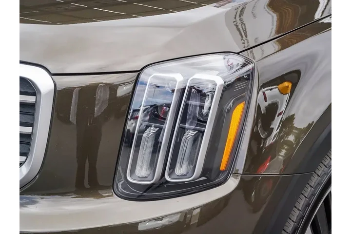 $38614 : Kia Telluride 2023 AWD SX-Pr image 6