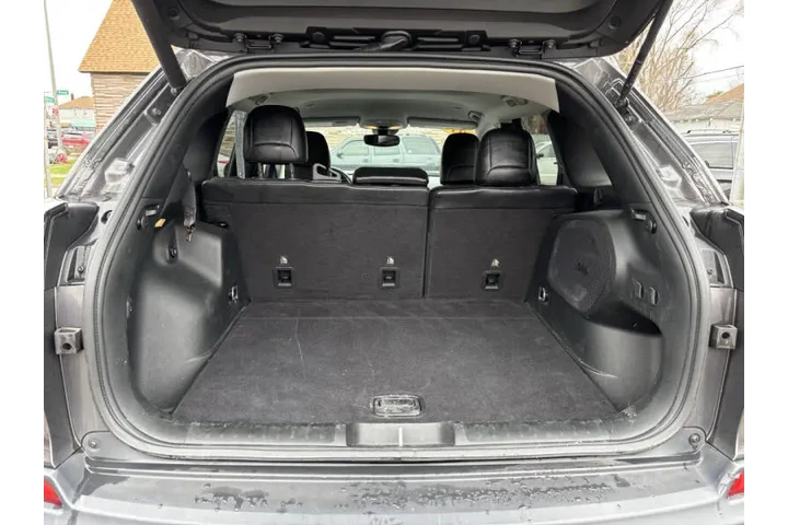 $21995 : 2019 Cherokee Trailhawk Elite image 9