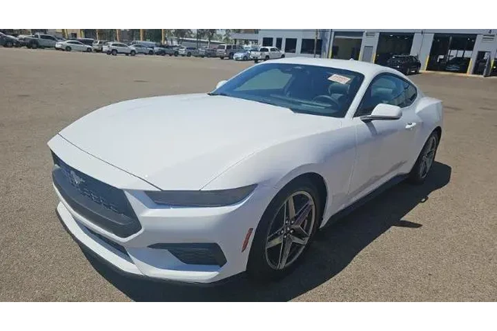 $34950 : Ford Mustang 2025 EcoBoost P image 1