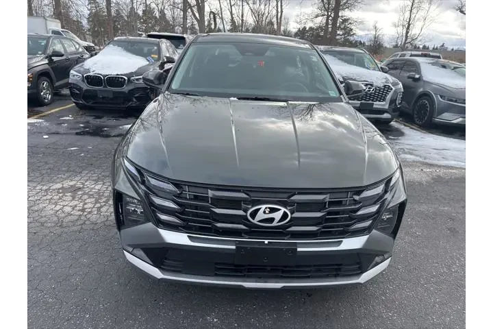 $27904 : Hyundai TUCSON 2025 AWD SE 4 image 7