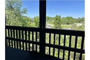 $700 : Rental property with 2 bedro thumbnail