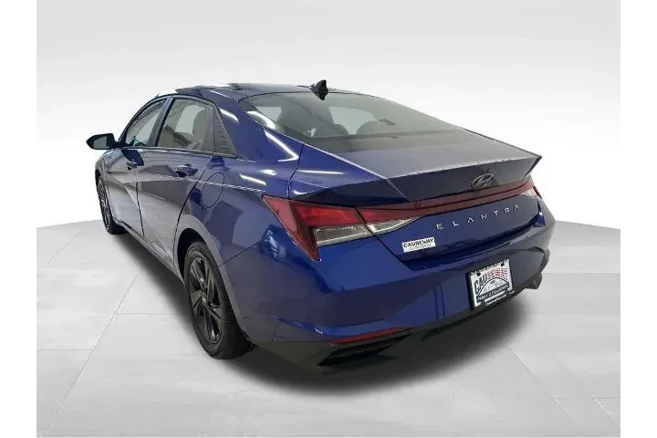 $19380 : Hyundai ELANTRA 2023 SEL 4dr image 5