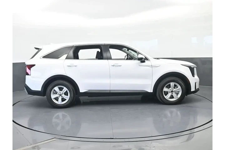 $28991 : Kia Sorento 2025 LX 4dr SUV image 7