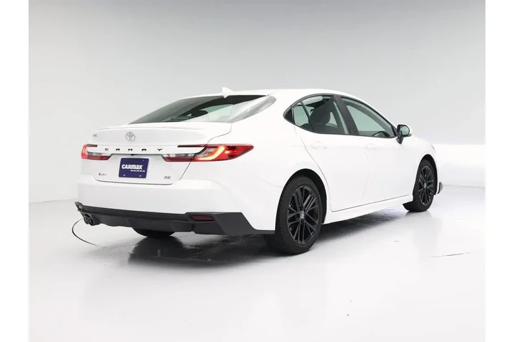 $31998 : Toyota Camry 2025 SE 4dr Sed image 8