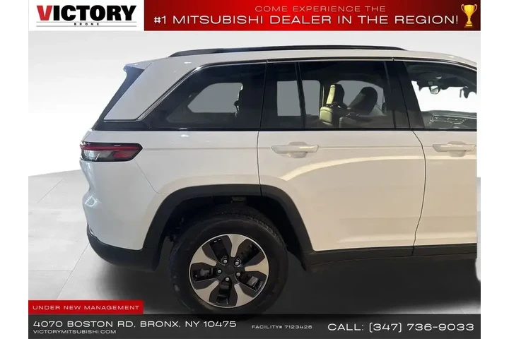 $19995 : Jeep Grand Cherokee 2023 4x4 image 10