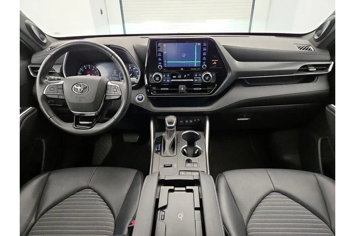 $29998 : Toyota Highlander 2021 XSE 4 image 9