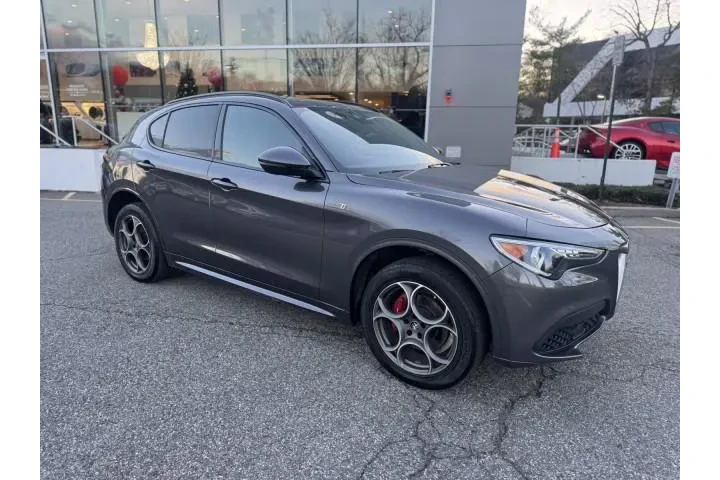 $20787 : Alfa Romeo Stelvio 2022 AWD image 5