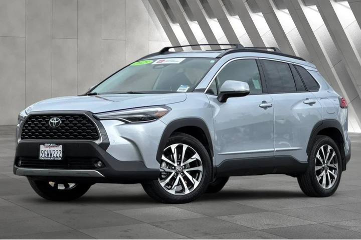 $28900 : Toyota Corolla Cross 2023 AW image 2