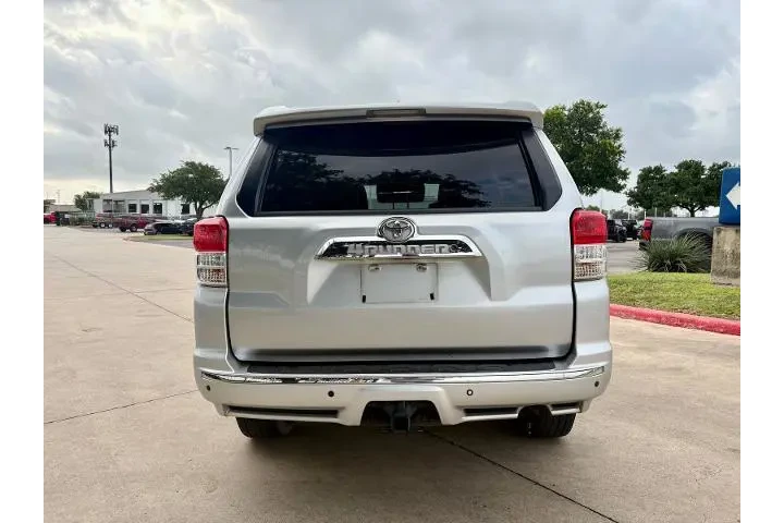 $16773 : Toyota 4Runner 2011 4x2 SR5 image 4