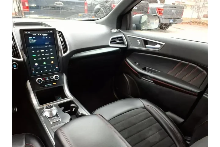 $27345 : Ford Edge 2022 AWD ST-Line 4 image 9