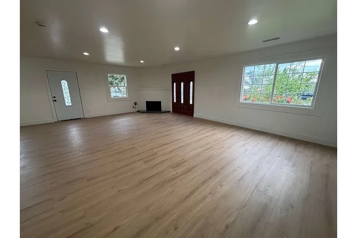 $2700 : Home for rent in Downey image 1