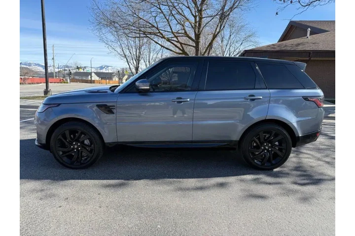 $27888 : 2019 Land Rover Range Rover S image 4