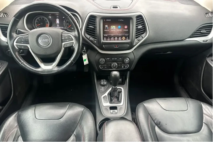 $11398 : Jeep Cherokee 2015 4x4 Trail image 3