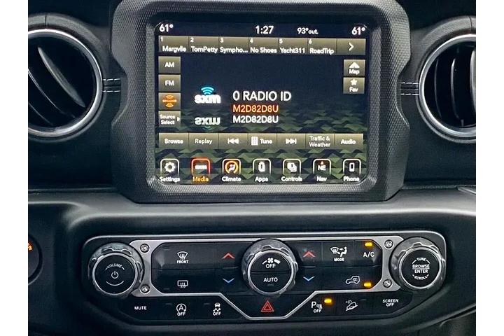 $29100 : Jeep Wrangler Unlimited 2018 image 10