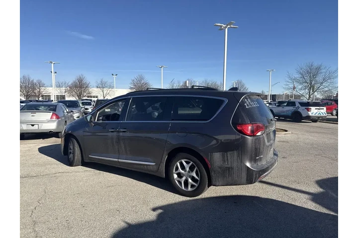 $11971 : Chrysler Pacifica 2017 Touri image 3
