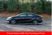 $13495 : Kia Forte 2024 LX 4dr Sedan thumbnail