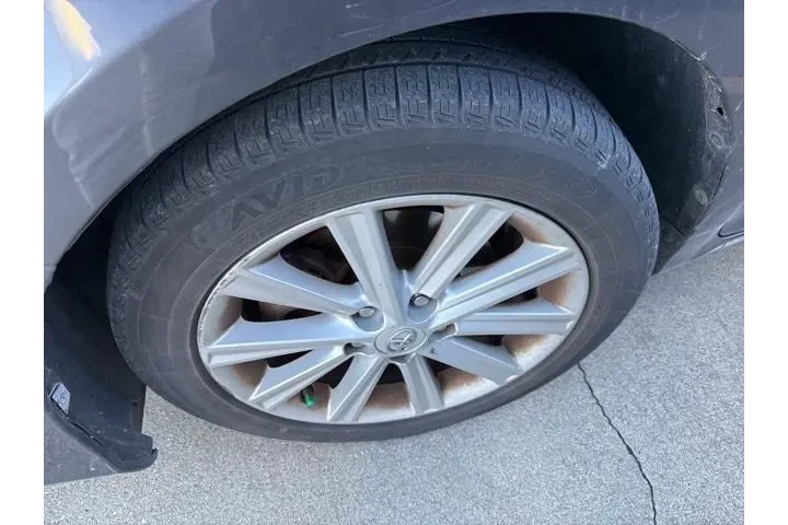 $7977 : Toyota Camry 2014 XLE 4dr Se image 2