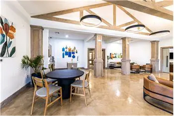 $1650 : Rental property with 2 bedro image 6