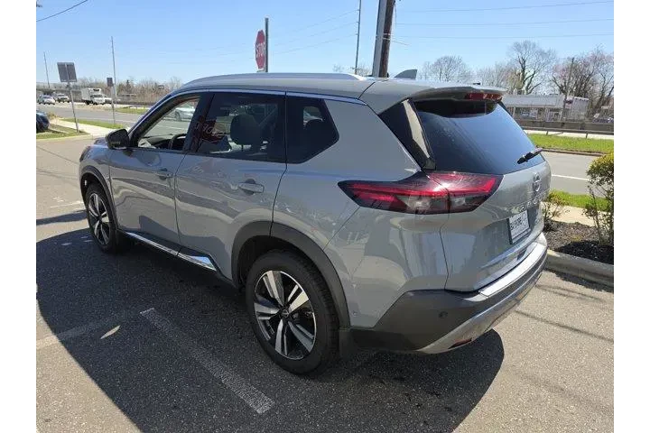 $23330 : Nissan Rogue 2023 AWD SL 4dr image 7