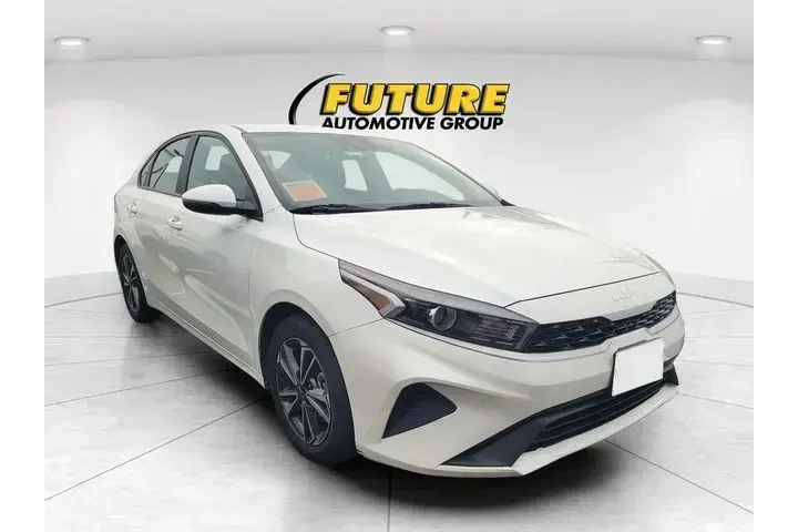 $23999 : Kia Forte 2023 LX 4dr Sedan image 1