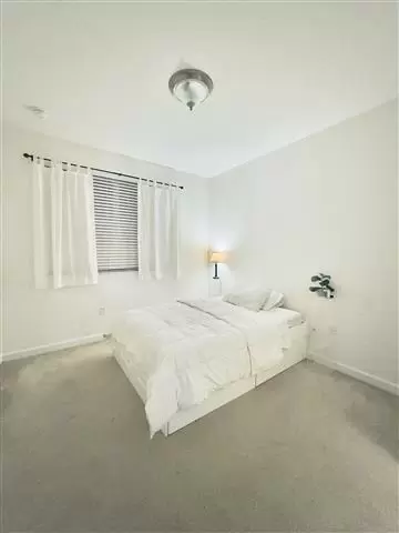 $1000 : COMODA HABITACION DORAL image 7