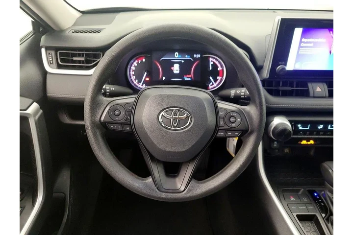 $25998 : Toyota RAV4 2024 LE 4dr SUV image 10