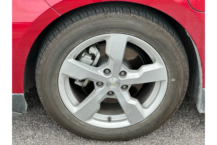 2013 CHEVROLET VOLT SEDAN 4D image 3
