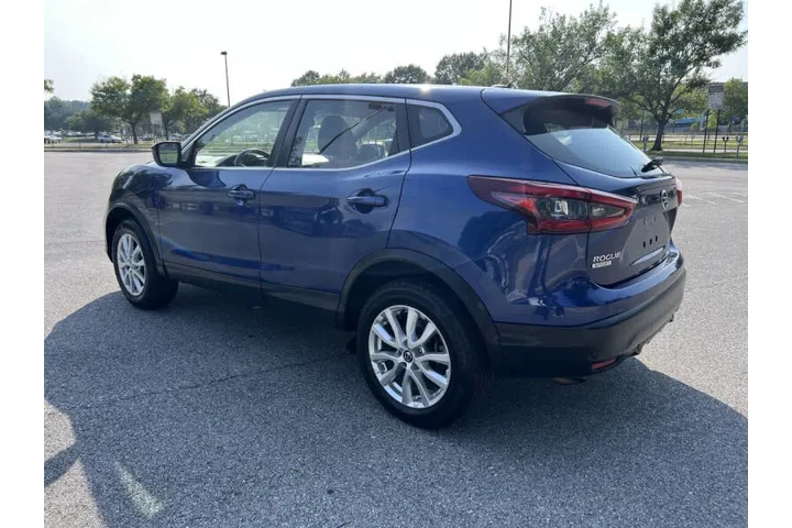 $11900 : 2021 Rogue Sport S image 7