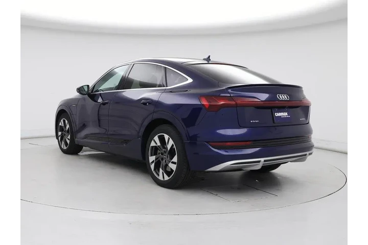 $34998 : Audi e-tron Sportback 2022 A image 2
