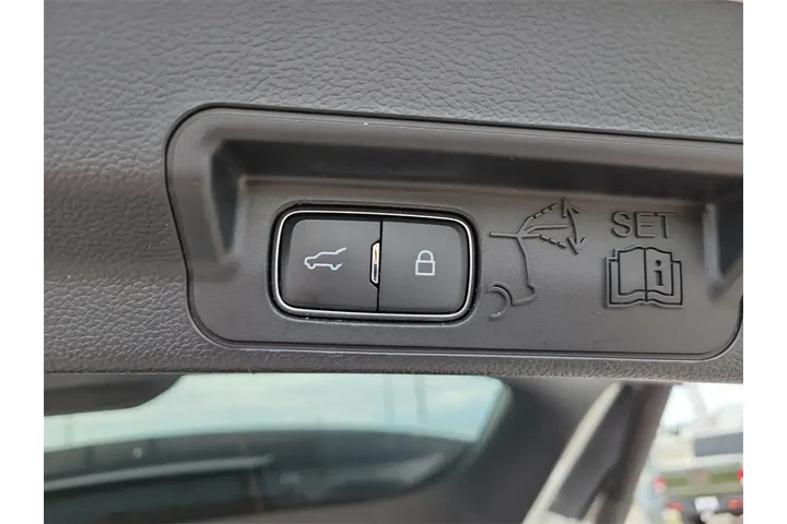 $26995 : Ford Explorer 2023 Limited 4 image 10