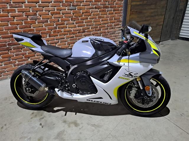 $3500 : Suzuki GSXR 2022 disponible image 2