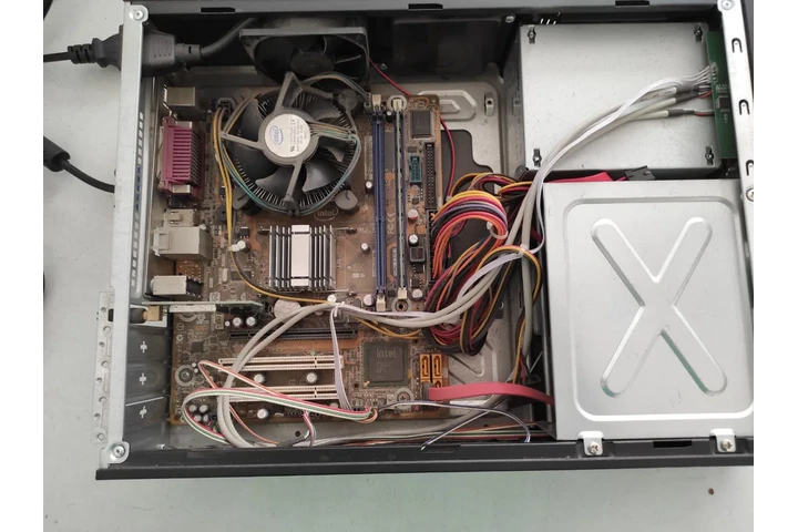 GrupoMark:reparacion pc,laptop image 2