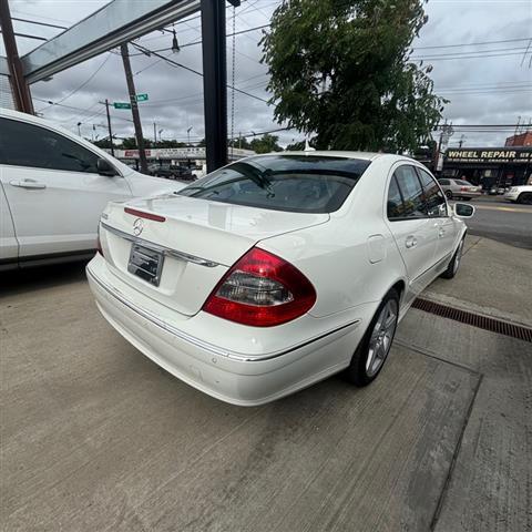 $7995 : 2008 Mercedes-Benz E-Class E3 image 5