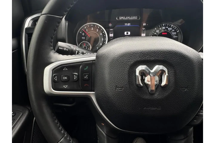 2023 RAM 1500 Big Horn Crew C image 8