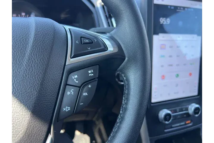 $27873 : Ford Edge 2023 AWD SEL 4dr C image 10