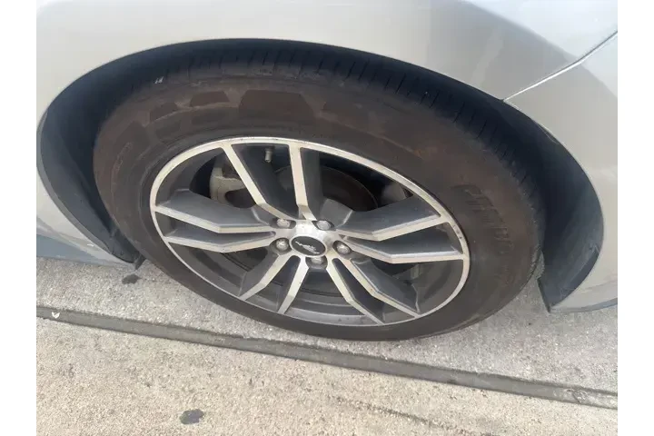 $14140 : Ford Mustang 2017 EcoBoost P image 9