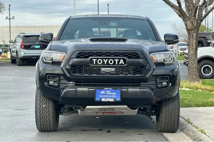$39995 : Toyota Tacoma 2019 4x4 TRD S image 10