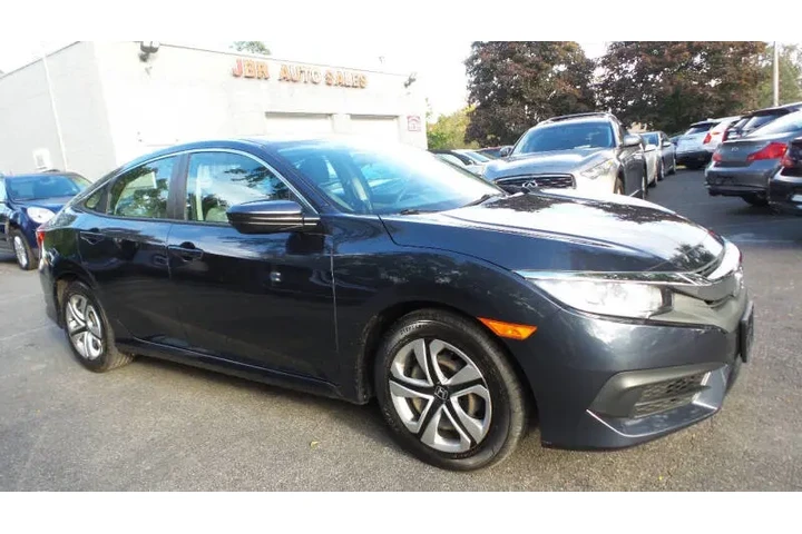 $15900 : 2016 Civic LX image 3