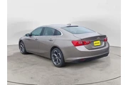$22488 : Chevrolet Malibu 2024 LT 4dr thumbnail