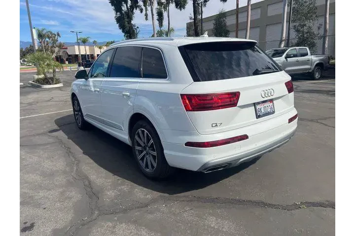 $21391 : Audi Q7 2019 AWD quattro SE image 5