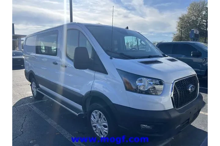 $34995 : Ford Transit 2024 250 3dr SW image 4