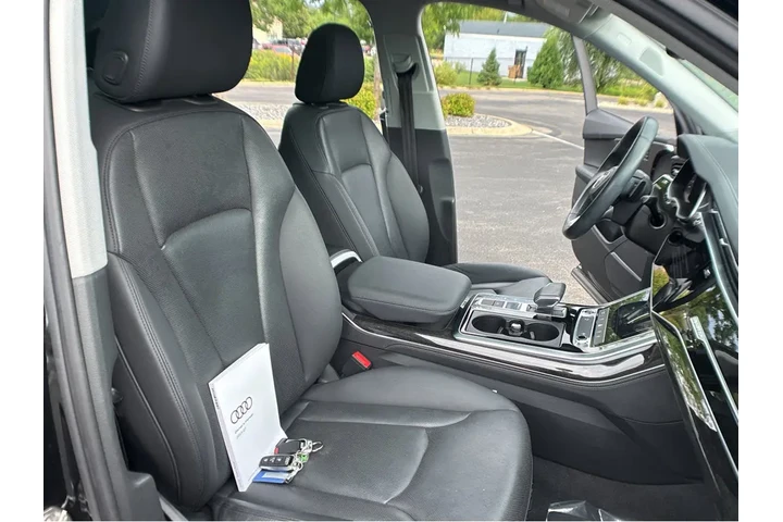 $35000 : 2023 Q7 Premium Plus image 5